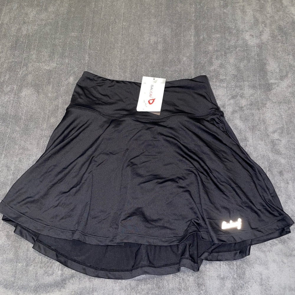 Black Skort